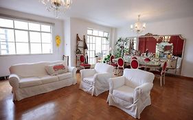 Extravagance In Heart Of Sp